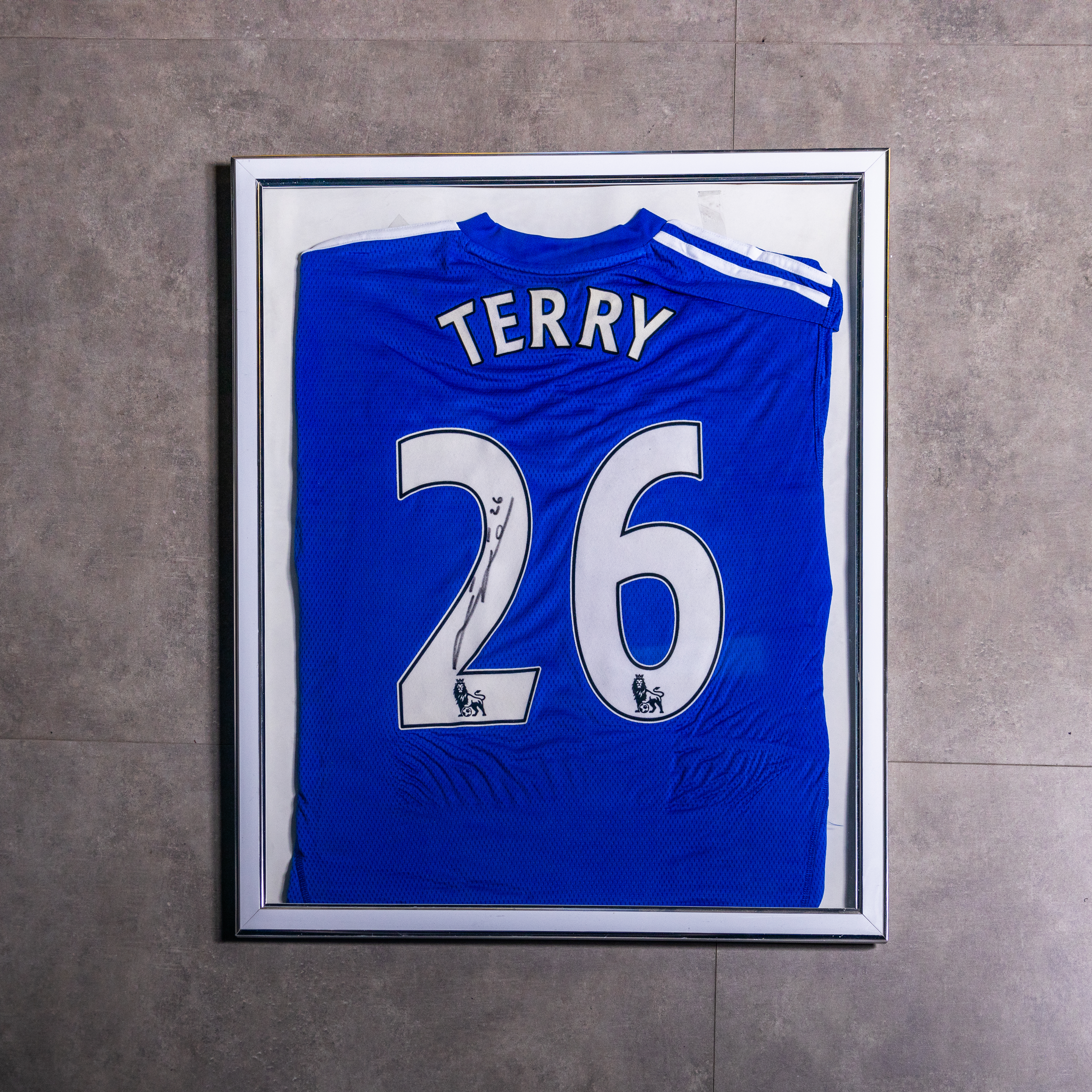 imoodini-John Terry Chelsea FC Signed and Framed Jersey