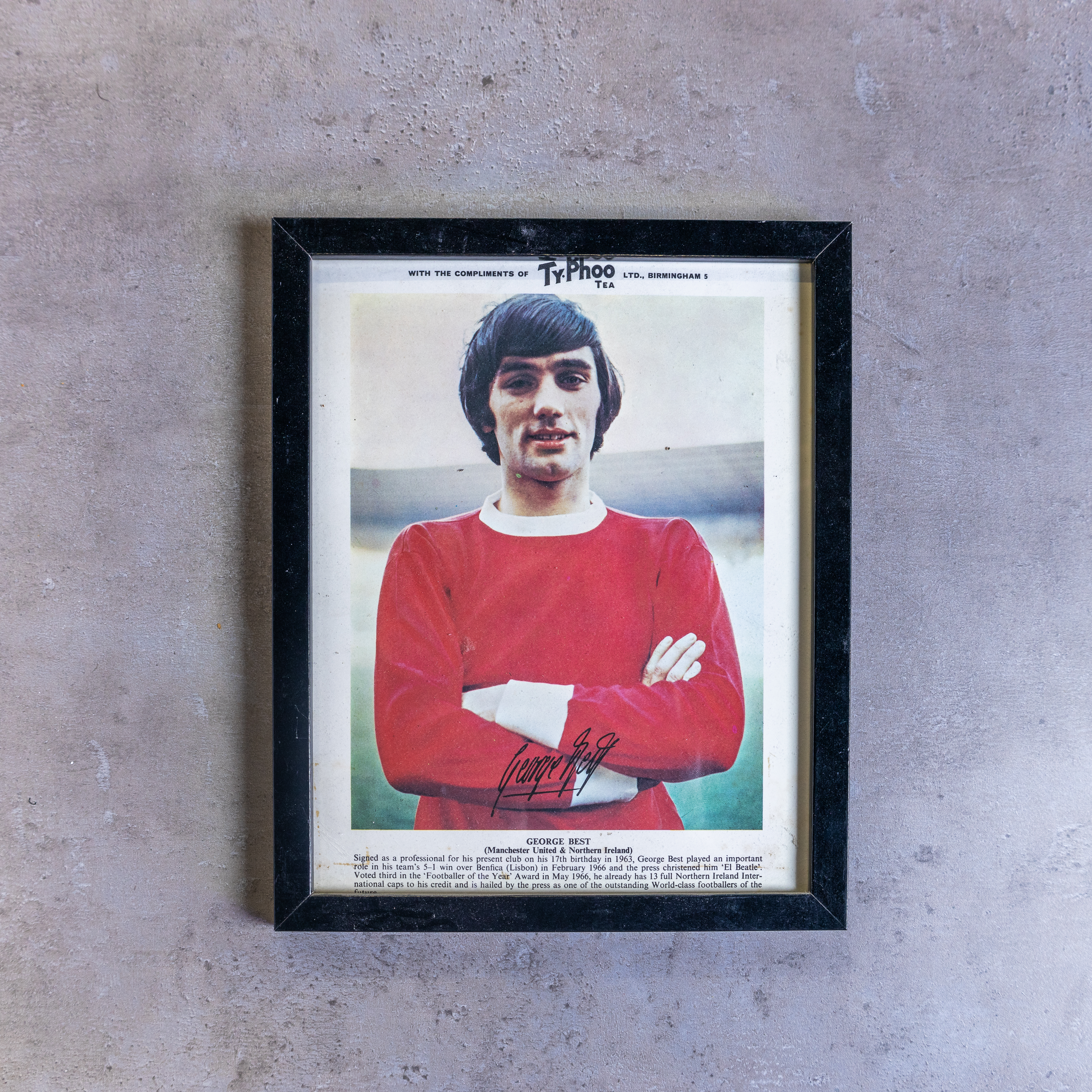 imoodini-George Best Signed Official Manchester United Image