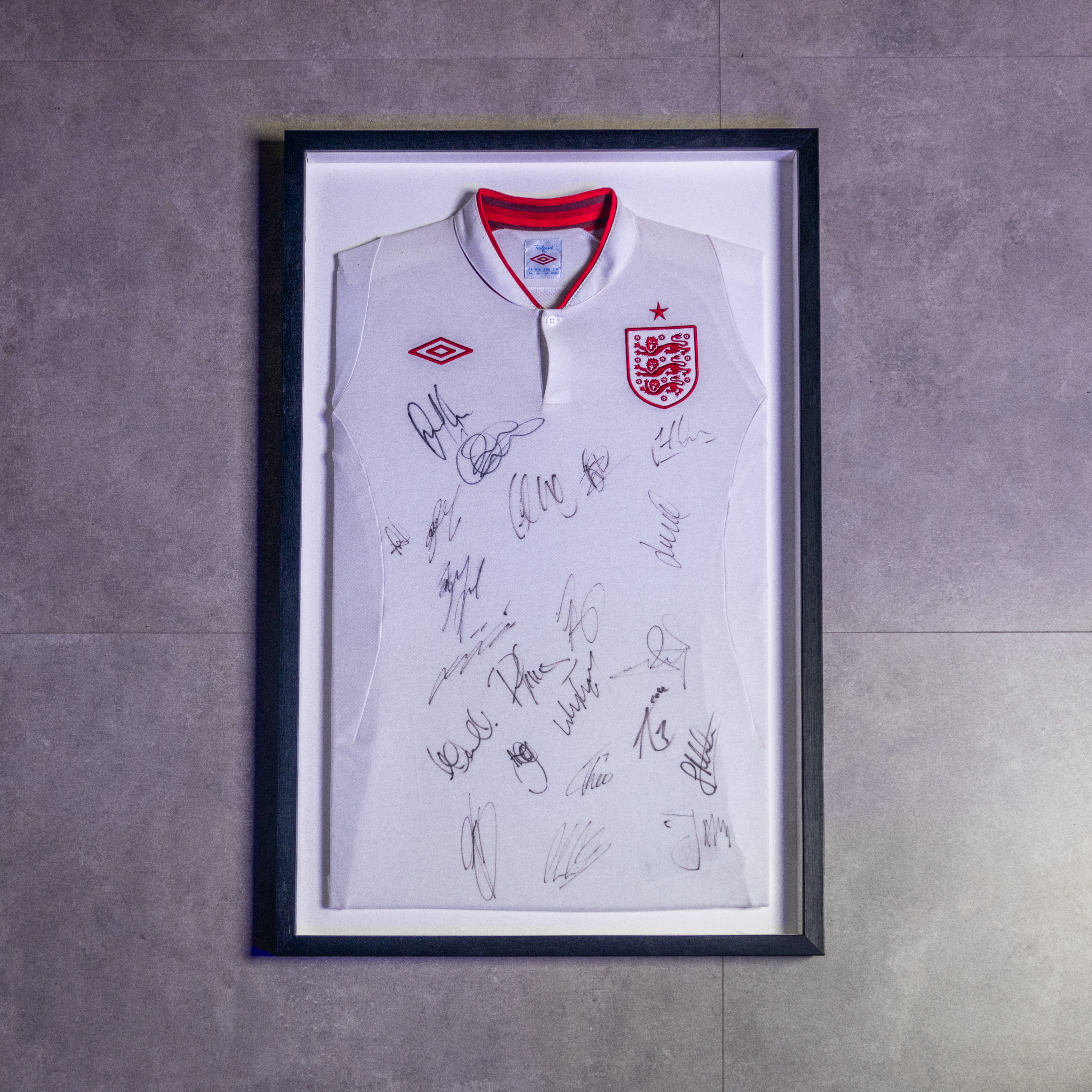 imoodini-Full England Squad 2014 Signed Jersey