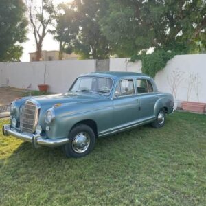 1961 Jaguar E-Type Series 1